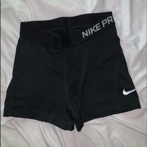 🌙nike pro spandex shorts🌙